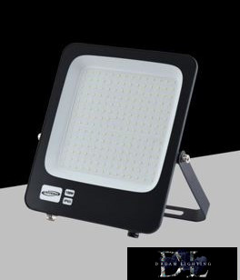 UNIVERSO LED reflektor 150w 12000lm 6500k 120° IP65 fekete 253x301x31mm