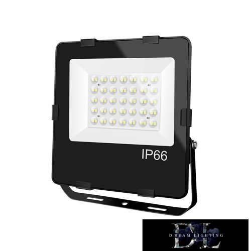 SEIPRO Reflektor 30w 4500lm 5000K 120° IP66 232x204x53mm fekete 5év